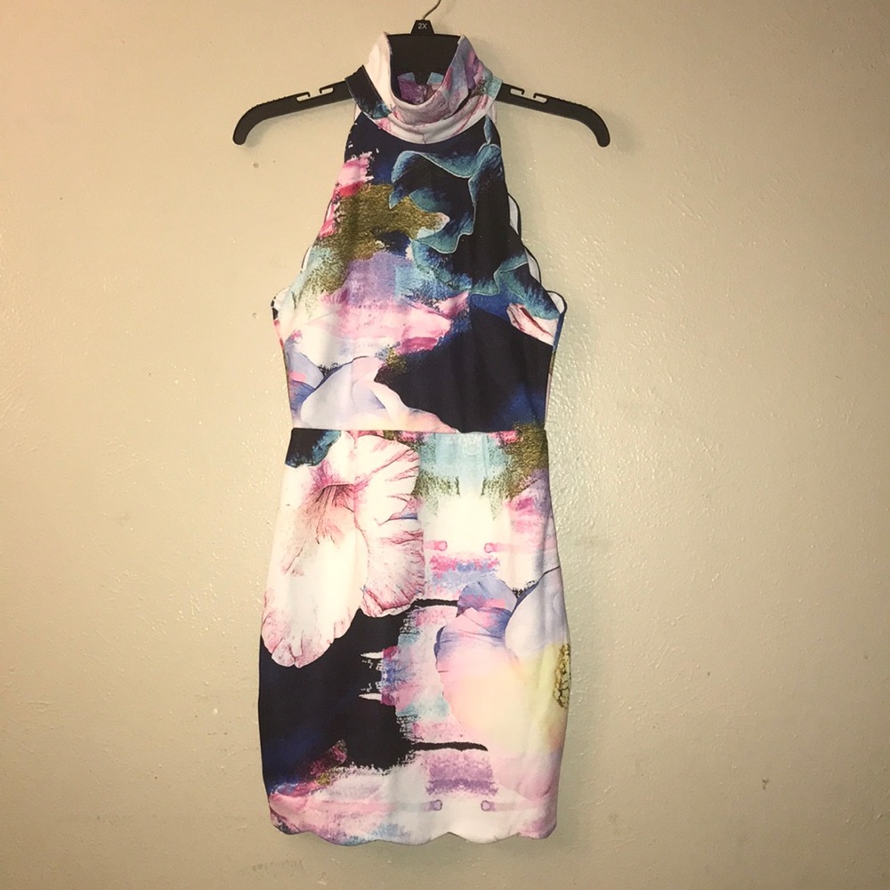 WHOIAM,floral pencil mini dress. Size 4